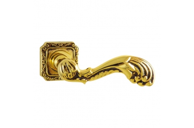 1085-9 Narooma Class Door Handle on Rose Frosio Bortolo Artistic With Sea Wave Shape