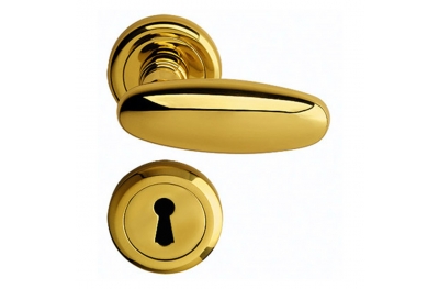 A.Z. Little Handle on Rose With Keyhole Covers With Spring of Elegant Design Bal Becchetti