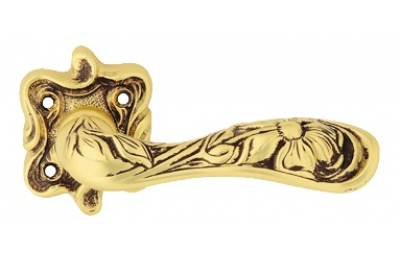 Arte French Gold Door Handle on Rosette Linea Calì Vintage