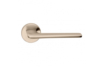 Boston Series Fashion forme Door Handle with Round Rosette Frosio Bortolo Modern Design