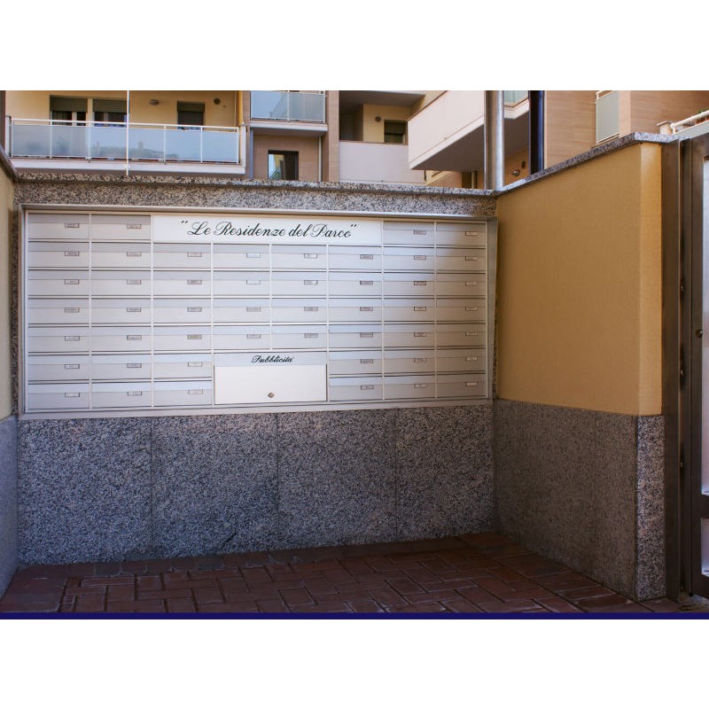 Condominium External Mailboxes DF with Internal Side Mail