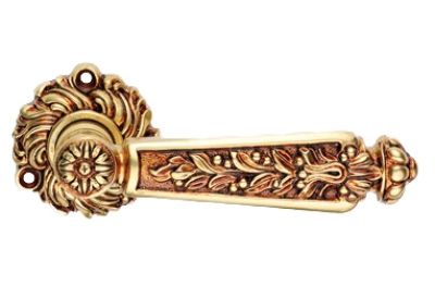 Epoca French Gold Door Handle on Rosette Linea Calì Vintage