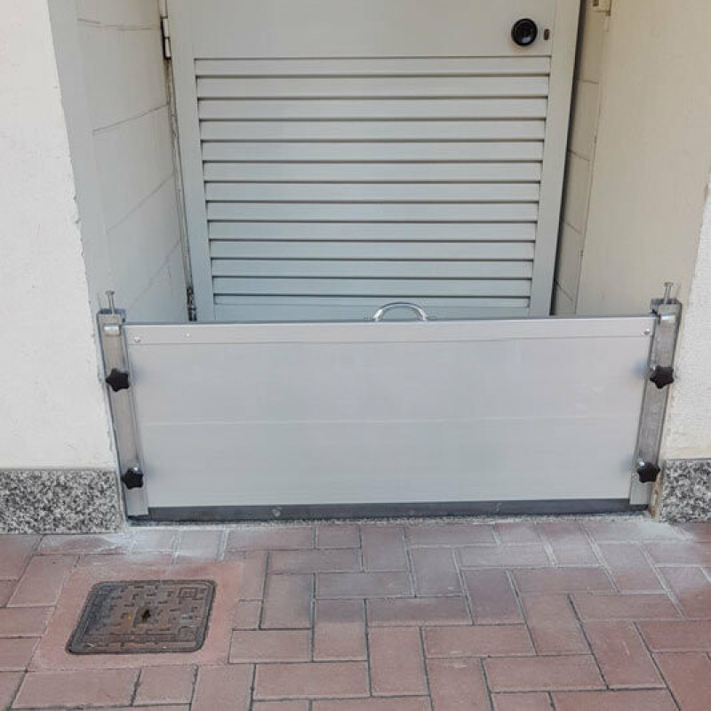 Aluminum Flood Barrier for Door and Garage DIY Installation Kit