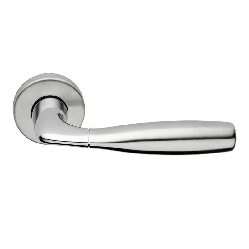 Philip 2 Series Basic forme Door Handle on Round Rosette Frosio Bortolo Ergonomic Shape