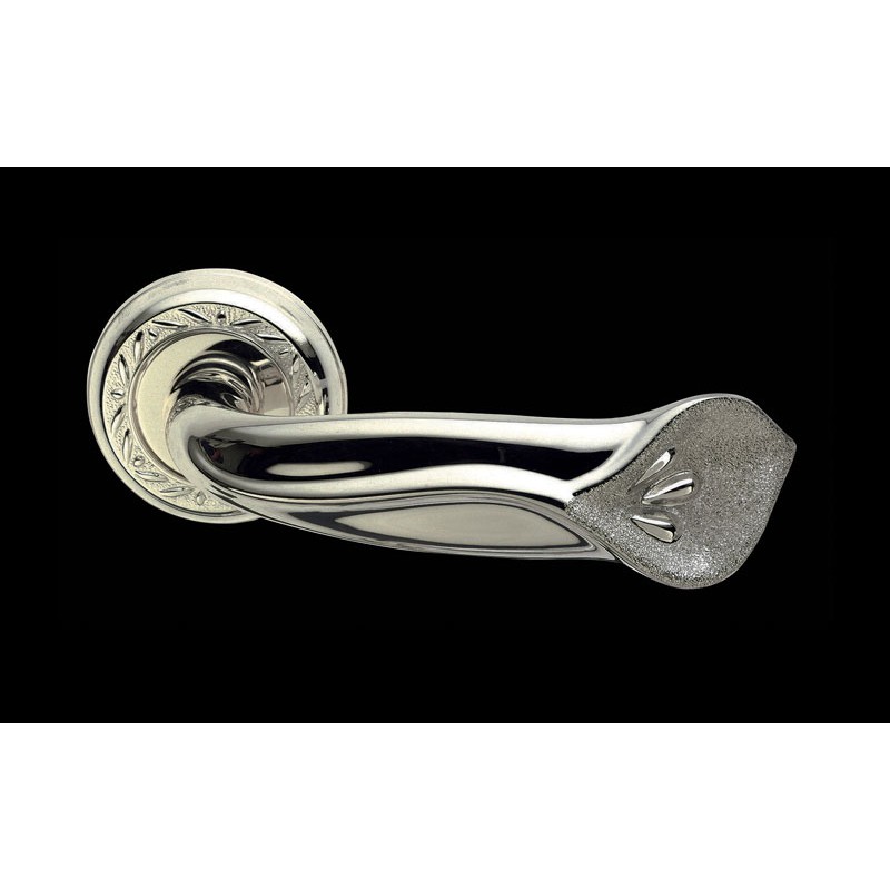 Princess Jewellery PFS Pasini Door Handle with Rose and Escutcheon