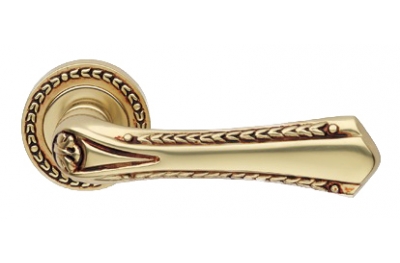 Sissi French Gold Door Handle on Rosette Linea Calì Vintage