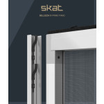 SKAT PRIMED Vertical Roll-Up Mosquito Net Compact and Technological