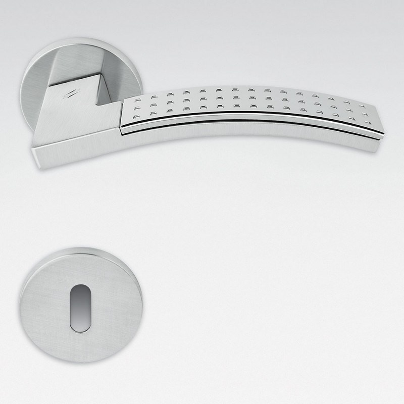 Trama 2 Polished and Satin Chrome Door Handle on Rosette of Architectural Psichology by Colombo Design