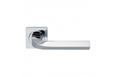 Trendy Design Manital Polished Chrome Pair of Door Lever Handles