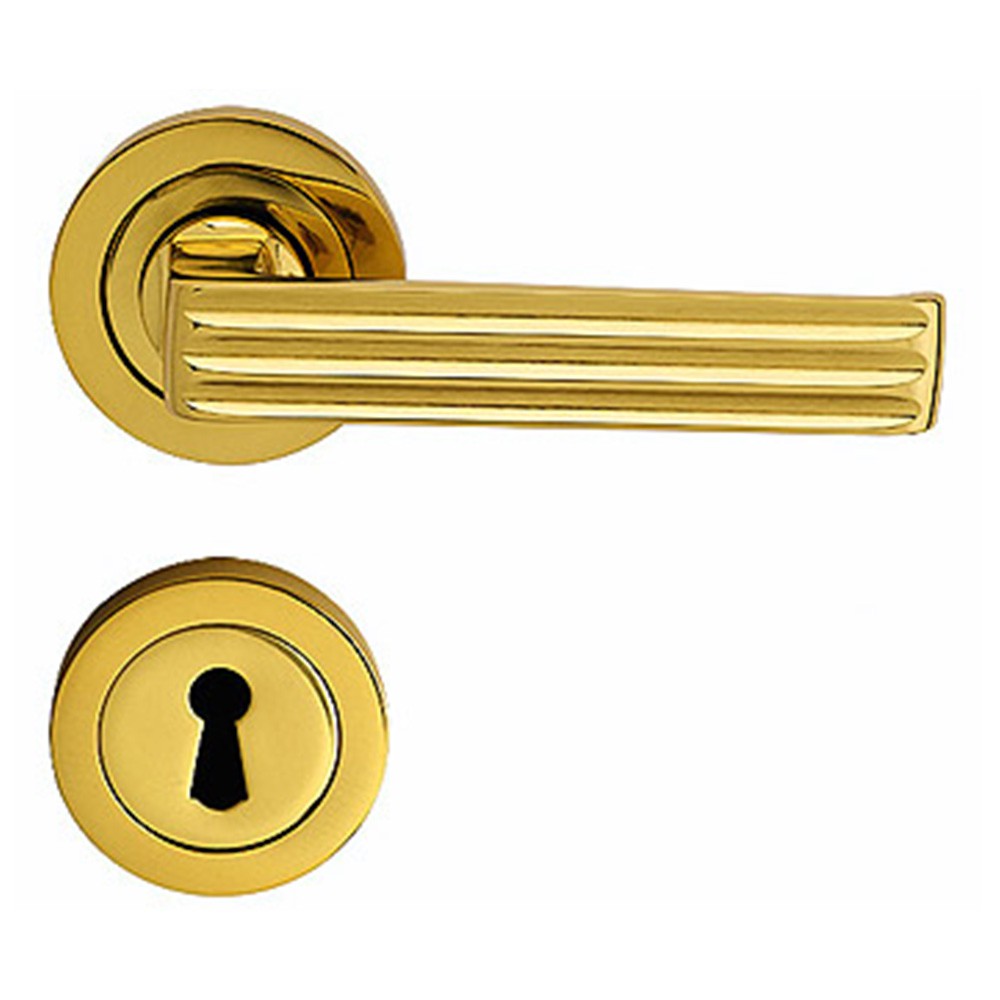 Verona Handle on Round Rose With Keyhole Covers With Spring of Classic Tradition Bal Becchetti