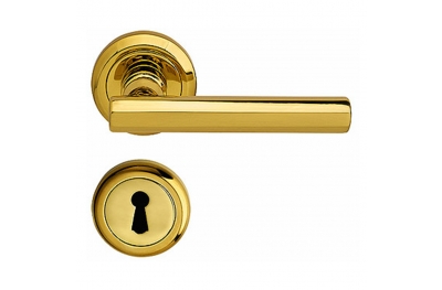 Vienna handle on round rose with keyhole covers screws in view in classic style Bal Becchetti